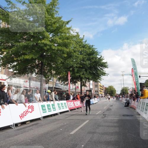 15.09.2024 - PSD Bank Halbmarathon Miley Keyser http://msf.ph/oto/7057062 15.09.2024 12:04:21 Ziel 1756, 2399, 2720, 3027, 3194 meine-sportfotos.de