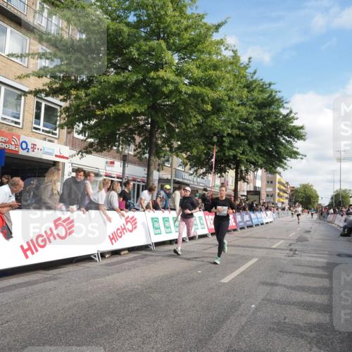 15.09.2024 - PSD Bank Halbmarathon Miley Keyser http://msf.ph/oto/7057093 15.09.2024 12:04:22 Ziel 1756, 2399, 2720, 3027, 3194 meine-sportfotos.de