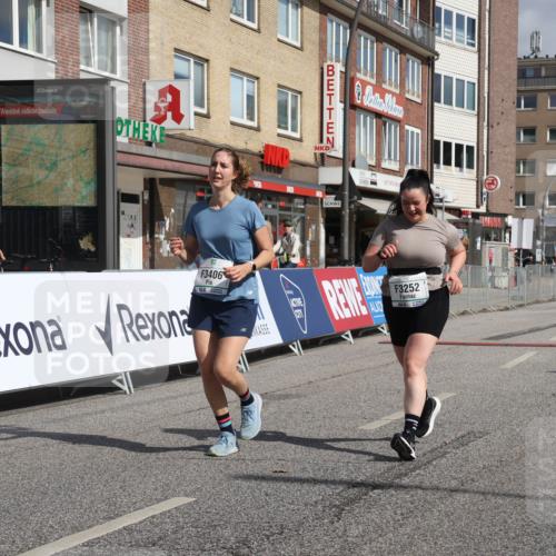 15.09.2024 - PSD Bank Halbmarathon Michael Strokosch http://msf.ph/oto/7057094 15.09.2024 12:52:58 Ziel 3252, 3406 meine-sportfotos.de