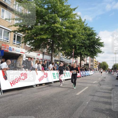 15.09.2024 - PSD Bank Halbmarathon Miley Keyser http://msf.ph/oto/7057097 15.09.2024 12:04:22 Ziel 1756, 2399, 2720, 3027, 3194 meine-sportfotos.de