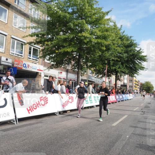 15.09.2024 - PSD Bank Halbmarathon Miley Keyser http://msf.ph/oto/7057104 15.09.2024 12:04:23 Ziel 1756, 2399, 2720, 3027, 3194 meine-sportfotos.de