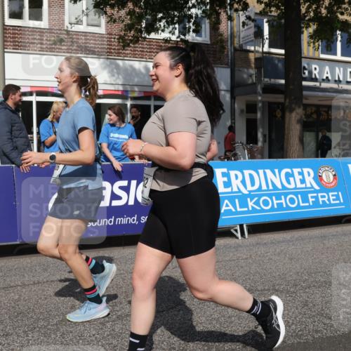 15.09.2024 - PSD Bank Halbmarathon Michael Strokosch http://msf.ph/oto/7057136 15.09.2024 12:53:00 Ziel 3252, 3406 meine-sportfotos.de