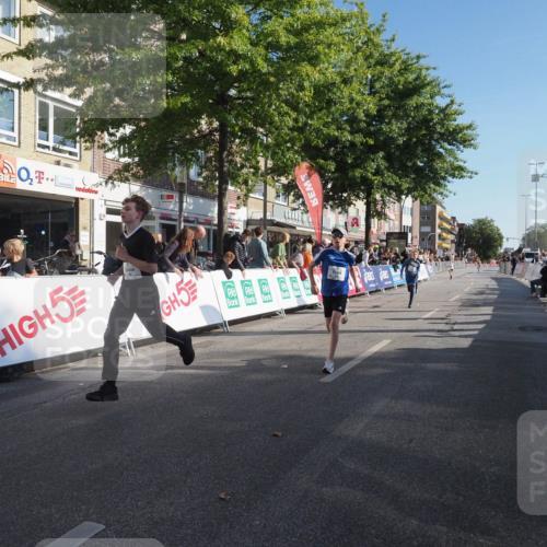 15.09.2024 - PSD Bank Halbmarathon Miley Keyser http://msf.ph/oto/7057146 15.09.2024 10:25:44 Ziel 36, 54, 221, 238, 248, 298, 300 meine-sportfotos.de