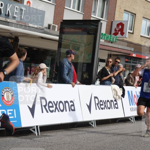 15.09.2024 - PSD Bank Halbmarathon Michael Strokosch http://msf.ph/oto/7057157 15.09.2024 11:36:00 Ziel 438, 770, 1109, 1120, 1194, 1231, 1394, 1399, 2690 meine-sportfotos.de