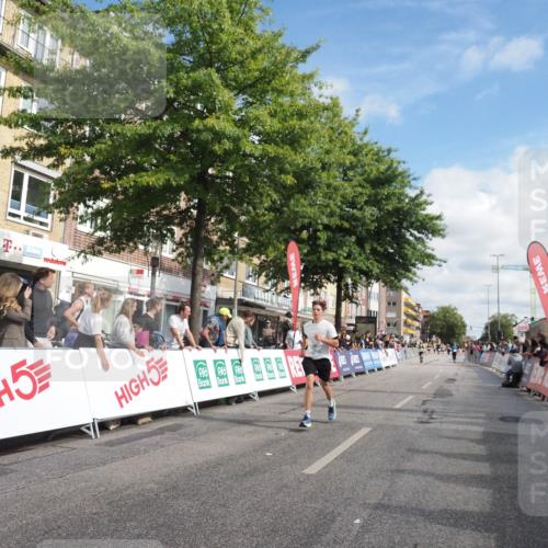 15.09.2024 - PSD Bank Halbmarathon Miley Keyser http://msf.ph/oto/7057160 15.09.2024 12:04:27 Ziel 1938, 2399, 2965, 3027, 3194 meine-sportfotos.de