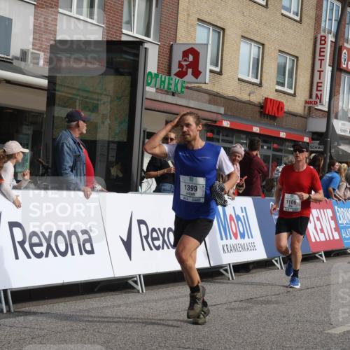 15.09.2024 - PSD Bank Halbmarathon Michael Strokosch http://msf.ph/oto/7057166 15.09.2024 11:36:00 Ziel 438, 770, 1109, 1120, 1194, 1231, 1394, 1399, 2690 meine-sportfotos.de