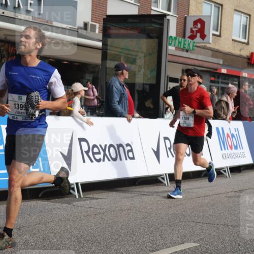 15.09.2024 - PSD Bank Halbmarathon Michael Strokosch http://msf.ph/oto/7057178 15.09.2024 11:36:01 Ziel 438, 770, 1109, 1120, 1194, 1231, 1394, 1399, 2690 meine-sportfotos.de