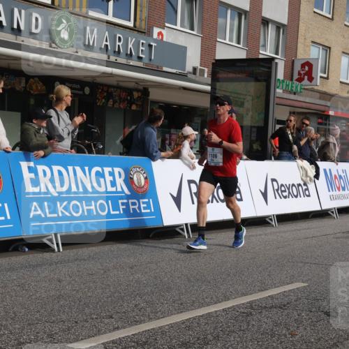 15.09.2024 - PSD Bank Halbmarathon Michael Strokosch http://msf.ph/oto/7057186 15.09.2024 11:36:02 Ziel 438, 770, 1109, 1120, 1194, 1231, 1394, 1399, 2690 meine-sportfotos.de