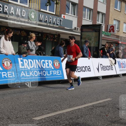 15.09.2024 - PSD Bank Halbmarathon Michael Strokosch http://msf.ph/oto/7057190 15.09.2024 11:36:02 Ziel 438, 770, 1109, 1120, 1194, 1231, 1394, 1399, 2690 meine-sportfotos.de