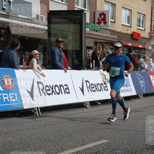 15.09.2024 - PSD Bank Halbmarathon Michael Strokosch http://msf.ph/oto/7057231 15.09.2024 11:36:06 Ziel 438, 770, 1109, 1194, 1231, 1399 meine-sportfotos.de