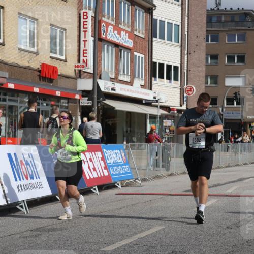 15.09.2024 - PSD Bank Halbmarathon Michael Strokosch http://msf.ph/oto/7057241 15.09.2024 12:54:01 Ziel 2382, 2893 meine-sportfotos.de