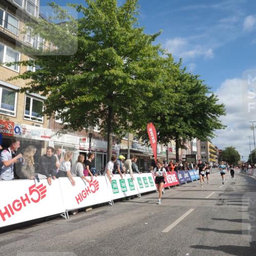 15.09.2024 - PSD Bank Halbmarathon Miley Keyser http://msf.ph/oto/7057265 15.09.2024 12:04:41 Ziel 1938, 2134, 2708, 2871, 2960, 2965, 3004 meine-sportfotos.de
