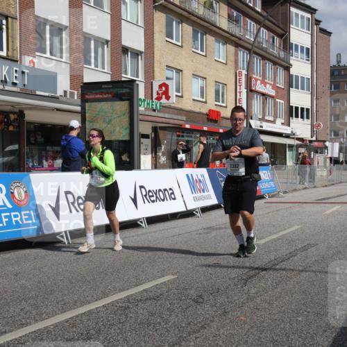 15.09.2024 - PSD Bank Halbmarathon Michael Strokosch http://msf.ph/oto/7057266 15.09.2024 12:54:03 Ziel 2382, 2893 meine-sportfotos.de