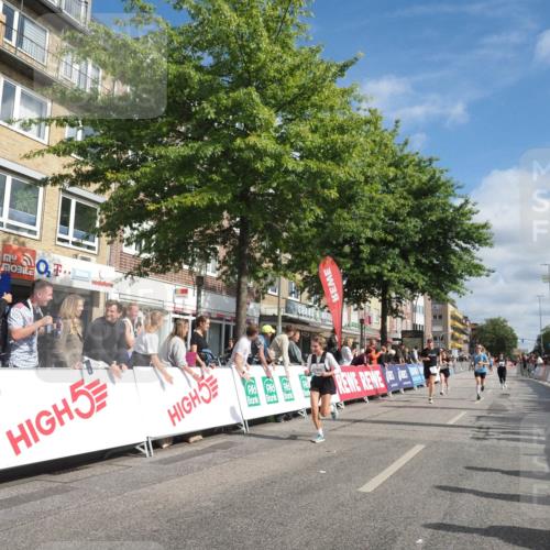 15.09.2024 - PSD Bank Halbmarathon Miley Keyser http://msf.ph/oto/7057277 15.09.2024 12:04:41 Ziel 1938, 2134, 2708, 2871, 2960, 2965, 3004 meine-sportfotos.de