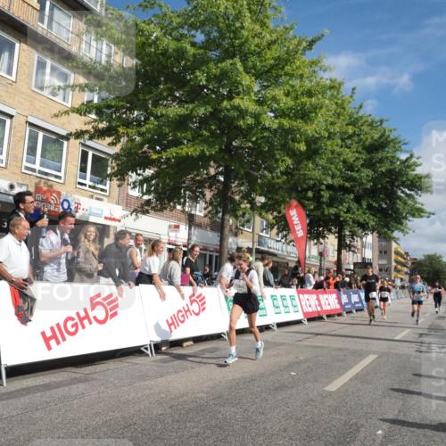 15.09.2024 - PSD Bank Halbmarathon Miley Keyser http://msf.ph/oto/7057294 15.09.2024 12:04:41 Ziel 1938, 2134, 2708, 2871, 2960, 2965, 3004 meine-sportfotos.de