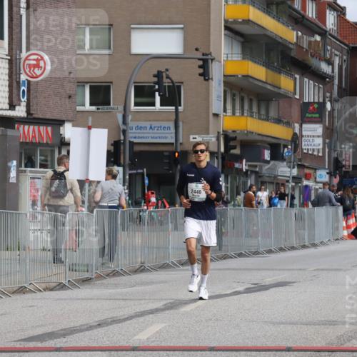 15.09.2024 - PSD Bank Halbmarathon Michael Strokosch http://msf.ph/oto/7057300 15.09.2024 12:54:19 Ziel 2440 meine-sportfotos.de