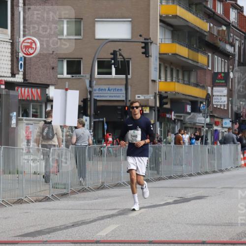 15.09.2024 - PSD Bank Halbmarathon Michael Strokosch http://msf.ph/oto/7057304 15.09.2024 12:54:19 Ziel 2440 meine-sportfotos.de