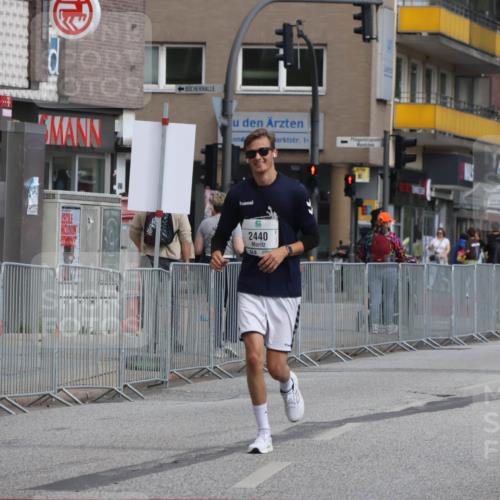 15.09.2024 - PSD Bank Halbmarathon Michael Strokosch http://msf.ph/oto/7057313 15.09.2024 12:54:21 Ziel 2440 meine-sportfotos.de