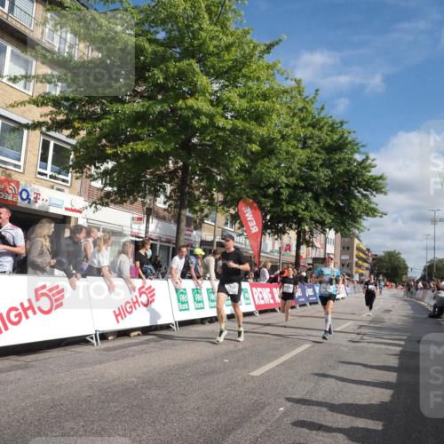 15.09.2024 - PSD Bank Halbmarathon Miley Keyser http://msf.ph/oto/7057319 15.09.2024 12:04:43 Ziel 1938, 2134, 2708, 2871, 2901, 2960, 2965, 3004 meine-sportfotos.de