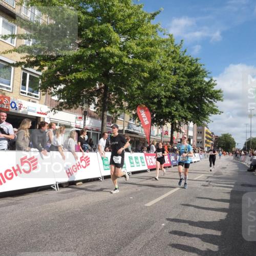 15.09.2024 - PSD Bank Halbmarathon Miley Keyser http://msf.ph/oto/7057327 15.09.2024 12:04:44 Ziel 1938, 2134, 2708, 2871, 2901, 2960, 2965, 3004 meine-sportfotos.de