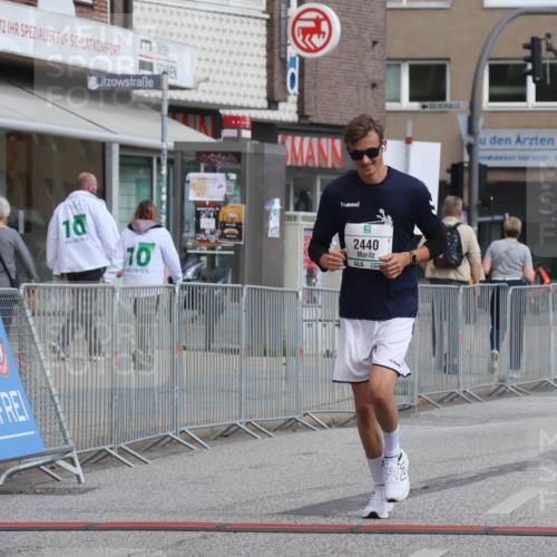 15.09.2024 - PSD Bank Halbmarathon Michael Strokosch http://msf.ph/oto/7057335 15.09.2024 12:54:23 Ziel 2440 meine-sportfotos.de
