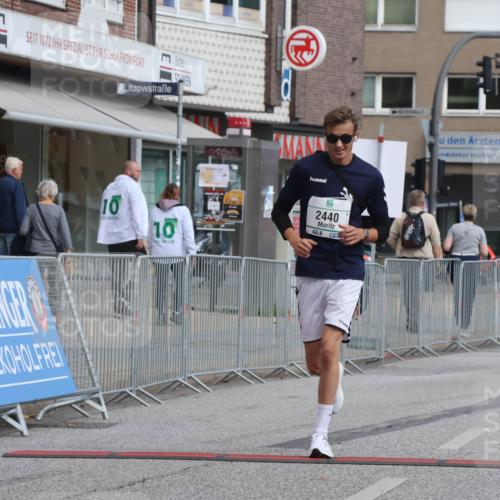 15.09.2024 - PSD Bank Halbmarathon Michael Strokosch http://msf.ph/oto/7057339 15.09.2024 12:54:23 Ziel 2440 meine-sportfotos.de