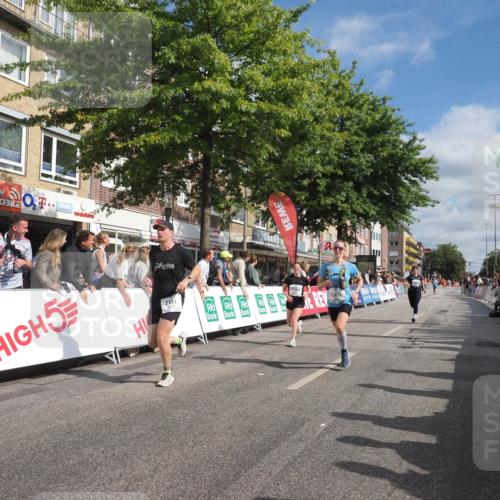 15.09.2024 - PSD Bank Halbmarathon Miley Keyser http://msf.ph/oto/7057340 15.09.2024 12:04:44 Ziel 1938, 2134, 2708, 2871, 2901, 2960, 2965, 3004 meine-sportfotos.de