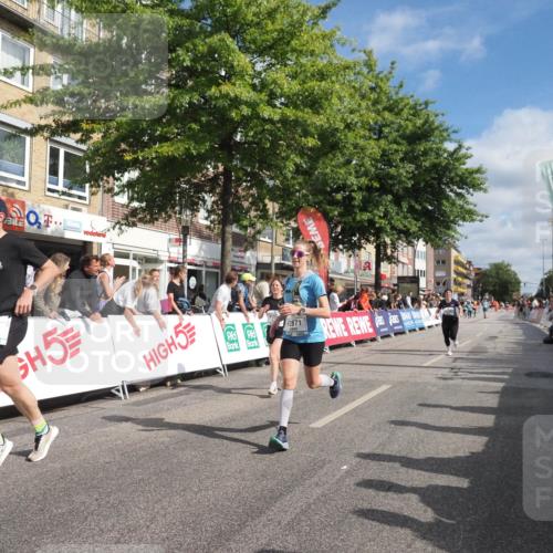 15.09.2024 - PSD Bank Halbmarathon Miley Keyser http://msf.ph/oto/7057355 15.09.2024 12:04:44 Ziel 1938, 2134, 2708, 2871, 2901, 2960, 2965, 3004 meine-sportfotos.de