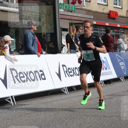 15.09.2024 - PSD Bank Halbmarathon Michael Strokosch http://msf.ph/oto/7057358 15.09.2024 11:36:22 Ziel 748, 944, 1212, 1439, 2631 meine-sportfotos.de