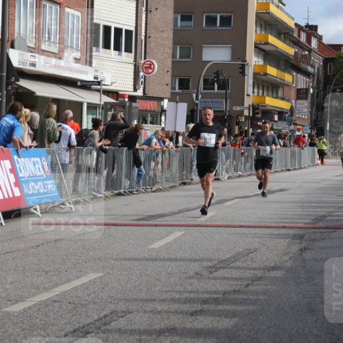 15.09.2024 - PSD Bank Halbmarathon Michael Strokosch http://msf.ph/oto/7057393 15.09.2024 11:36:25 Ziel 748, 944, 1212, 1383, 1439, 2631 meine-sportfotos.de