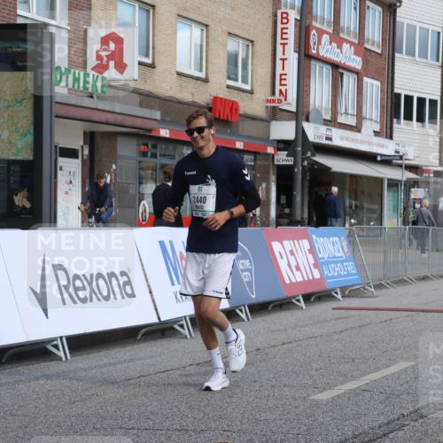 15.09.2024 - PSD Bank Halbmarathon Michael Strokosch http://msf.ph/oto/7057395 15.09.2024 12:54:27 Ziel 2440 meine-sportfotos.de