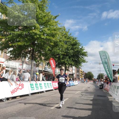 15.09.2024 - PSD Bank Halbmarathon Miley Keyser http://msf.ph/oto/7057403 15.09.2024 12:04:47 Ziel 2134, 2708, 2871, 2901, 2960, 2965, 3004, 3133 meine-sportfotos.de