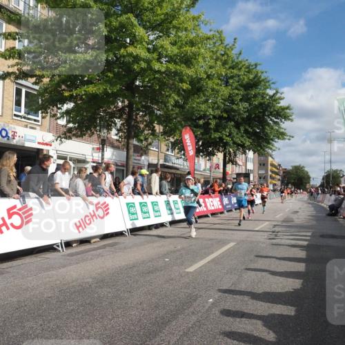 15.09.2024 - PSD Bank Halbmarathon Miley Keyser http://msf.ph/oto/7057443 15.09.2024 12:04:56 Ziel 1456, 2346, 2708, 2881, 2901, 3122, 3133 meine-sportfotos.de