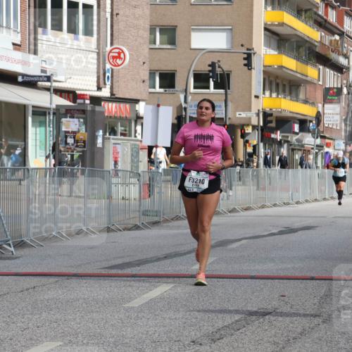 15.09.2024 - PSD Bank Halbmarathon Michael Strokosch http://msf.ph/oto/7057455 15.09.2024 12:55:00 Ziel 3210 meine-sportfotos.de