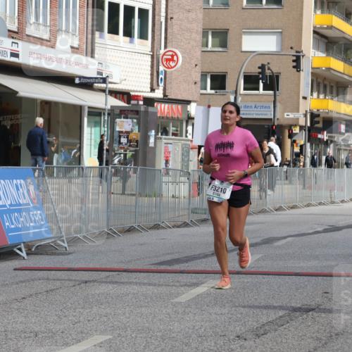 15.09.2024 - PSD Bank Halbmarathon Michael Strokosch http://msf.ph/oto/7057463 15.09.2024 12:55:01 Ziel 3210 meine-sportfotos.de