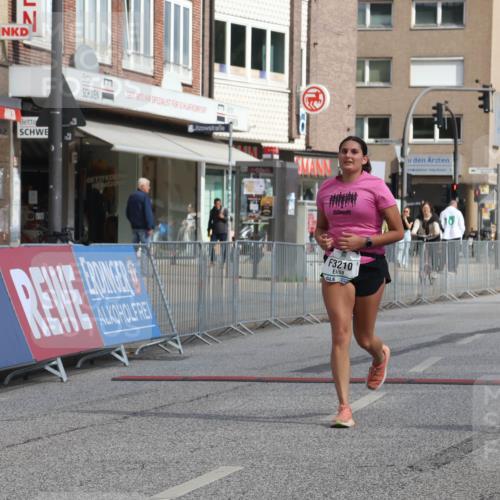 15.09.2024 - PSD Bank Halbmarathon Michael Strokosch http://msf.ph/oto/7057471 15.09.2024 12:55:02 Ziel 3210 meine-sportfotos.de