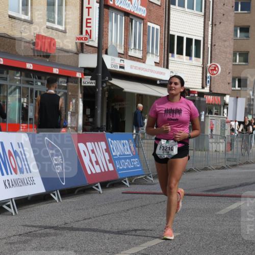 15.09.2024 - PSD Bank Halbmarathon Michael Strokosch http://msf.ph/oto/7057486 15.09.2024 12:55:03 Ziel 3210 meine-sportfotos.de