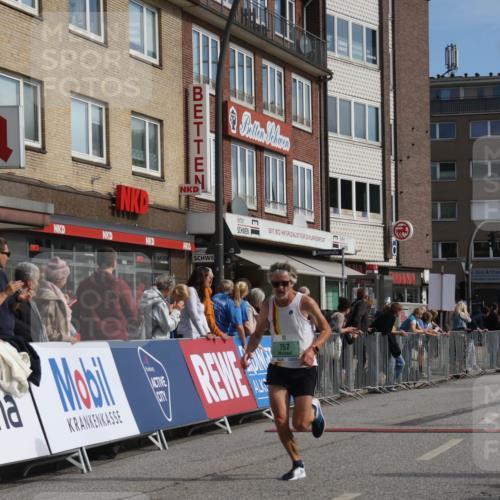 15.09.2024 - PSD Bank Halbmarathon Michael Strokosch http://msf.ph/oto/7057512 15.09.2024 11:36:34 Ziel 757, 1212, 1383, 1452, 2631 meine-sportfotos.de