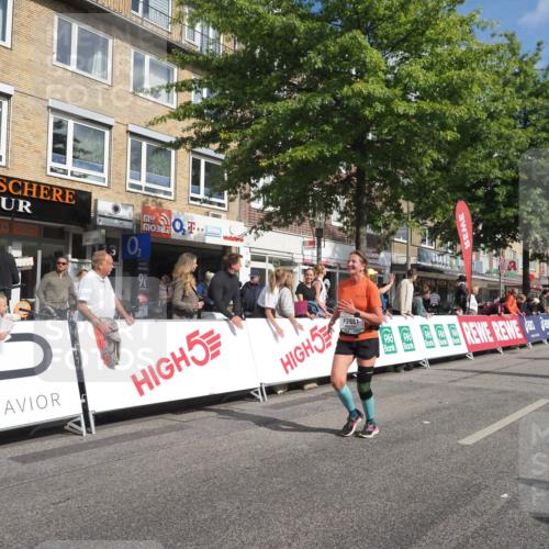 15.09.2024 - PSD Bank Halbmarathon Miley Keyser http://msf.ph/oto/7057548 15.09.2024 12:05:01 Ziel 1456, 2346, 2881, 2901, 3054, 3122, 3133 meine-sportfotos.de