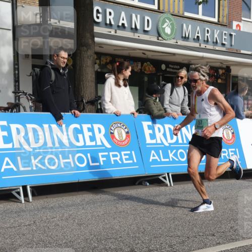15.09.2024 - PSD Bank Halbmarathon Michael Strokosch http://msf.ph/oto/7057553 15.09.2024 11:36:36 Ziel 757, 1212, 1361, 1383, 1452 meine-sportfotos.de