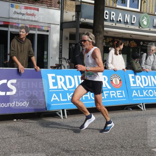15.09.2024 - PSD Bank Halbmarathon Michael Strokosch http://msf.ph/oto/7057561 15.09.2024 11:36:36 Ziel 757, 1212, 1361, 1383, 1452 meine-sportfotos.de