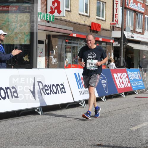 15.09.2024 - PSD Bank Halbmarathon Michael Strokosch http://msf.ph/oto/7057615 15.09.2024 12:55:46 Ziel 2373 meine-sportfotos.de
