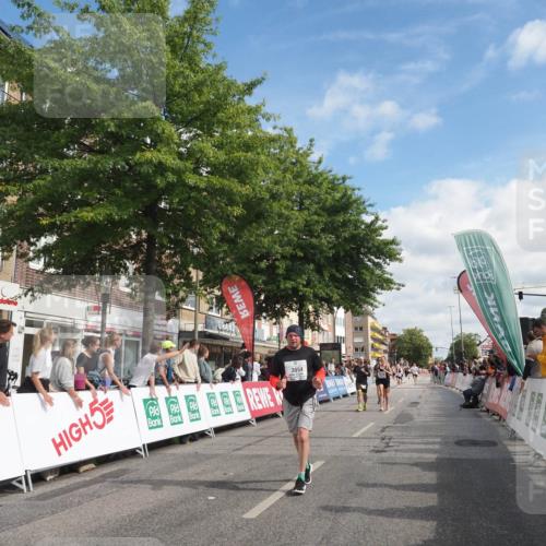 15.09.2024 - PSD Bank Halbmarathon Miley Keyser http://msf.ph/oto/7057629 15.09.2024 12:05:10 Ziel 1456, 1656, 2164, 2191, 2304, 2346, 2562, 2726, 2786, 2881, 3054, 3122 meine-sportfotos.de