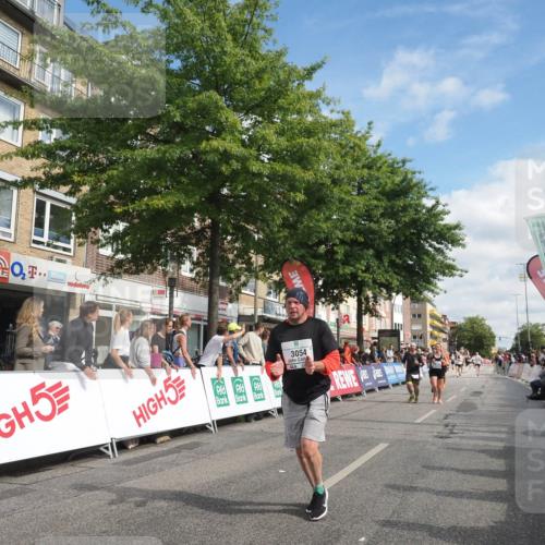 15.09.2024 - PSD Bank Halbmarathon Miley Keyser http://msf.ph/oto/7057648 15.09.2024 12:05:11 Ziel 1456, 1656, 1718, 2164, 2191, 2199, 2304, 2515, 2562, 2726, 2786, 2881, 3054, 3122 meine-sportfotos.de
