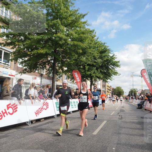 15.09.2024 - PSD Bank Halbmarathon Miley Keyser http://msf.ph/oto/7057693 15.09.2024 12:05:14 Ziel 1456, 1656, 1718, 2164, 2191, 2199, 2304, 2419, 2515, 2562, 2726, 2786, 3054 meine-sportfotos.de