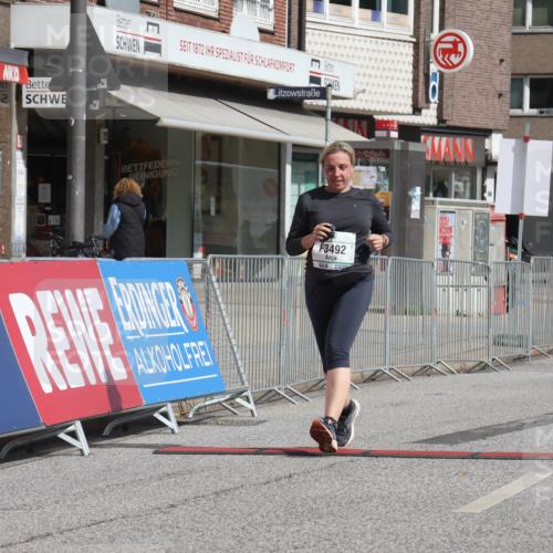 15.09.2024 - PSD Bank Halbmarathon Michael Strokosch http://msf.ph/oto/7057710 15.09.2024 12:56:10 Ziel 3492 meine-sportfotos.de