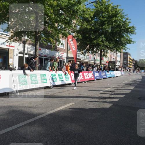 15.09.2024 - PSD Bank Halbmarathon Miley Keyser http://msf.ph/oto/7057711 15.09.2024 10:26:57 Ziel 18, 42, 69, 75, 82, 167, 215, 270, 284, 294 meine-sportfotos.de
