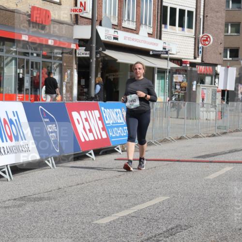 15.09.2024 - PSD Bank Halbmarathon Michael Strokosch http://msf.ph/oto/7057725 15.09.2024 12:56:11 Ziel 3492 meine-sportfotos.de
