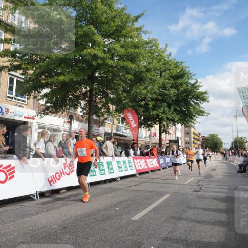 15.09.2024 - PSD Bank Halbmarathon Miley Keyser http://msf.ph/oto/7057754 15.09.2024 12:05:18 Ziel 1656, 1718, 2164, 2191, 2199, 2304, 2419, 2515, 2562, 2726, 2786, 2955, 3054, 3068 meine-sportfotos.de