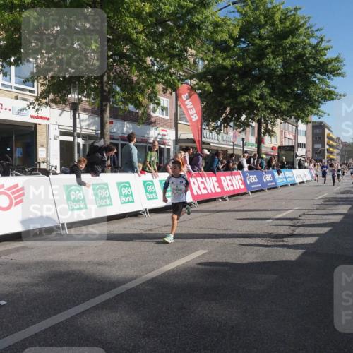 15.09.2024 - PSD Bank Halbmarathon Miley Keyser http://msf.ph/oto/7057763 15.09.2024 10:27:02 Ziel 18, 42, 69, 75, 82, 167, 198, 210, 270, 284, 294 meine-sportfotos.de